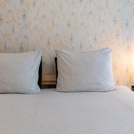 Appartamento Renovated Feb25 Clerigos Cozy Balcony With Self Check In OOporto Esterno foto