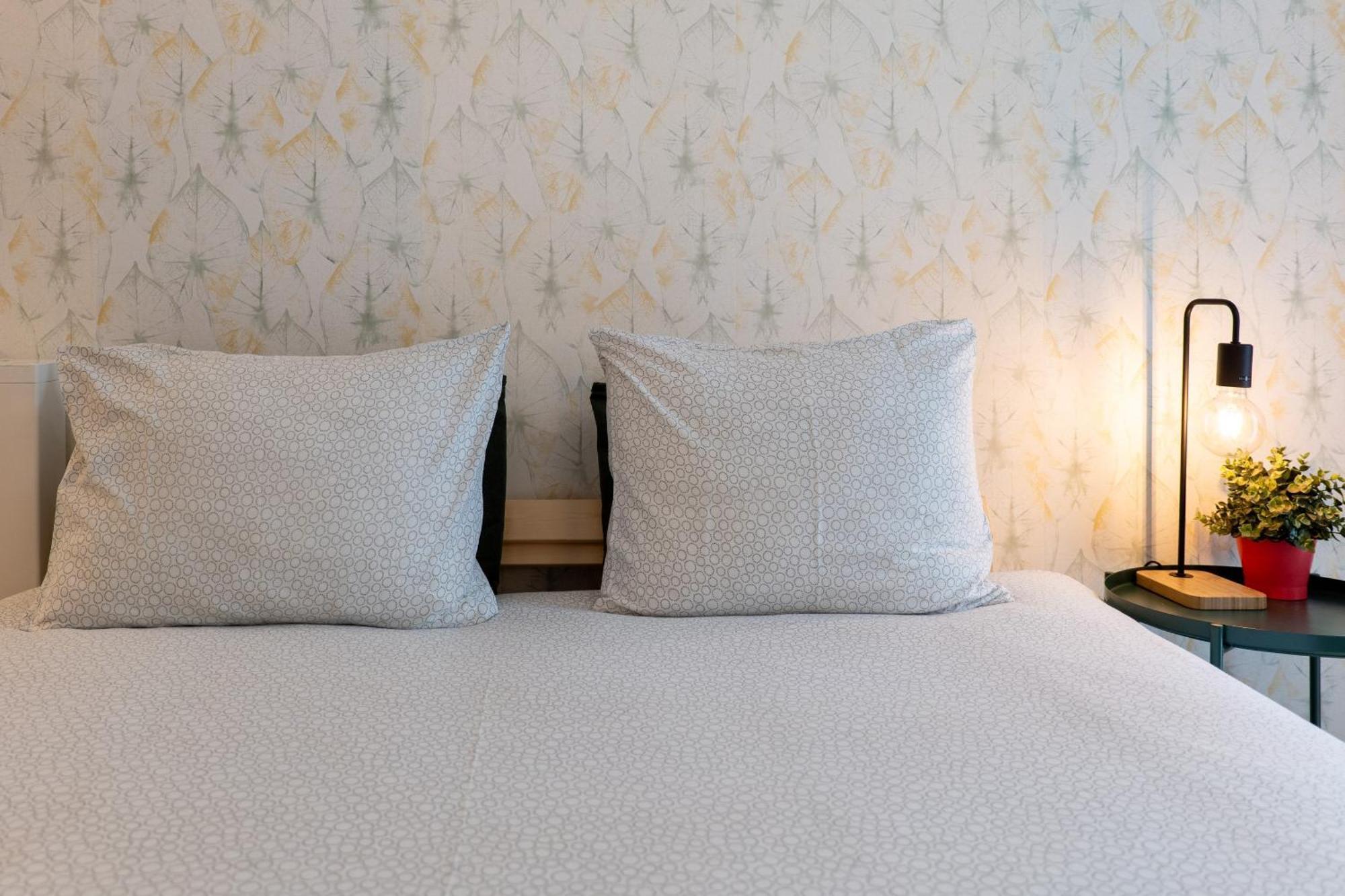 Appartamento Renovated Feb25 Clerigos Cozy Balcony With Self Check In OOporto Esterno foto